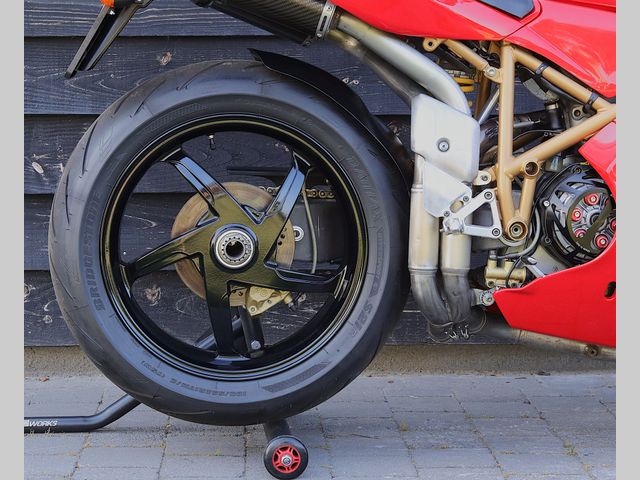 ducati - 996