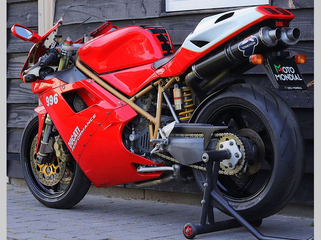 ducati - 996