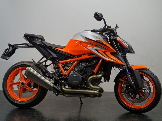 ktm - 1290-super-duke-r