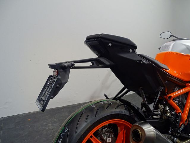 ktm - 1290-super-duke-r
