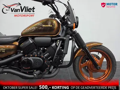 HONDA VF 750 C MAGNA – foto 4