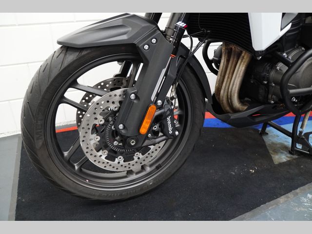 triumph - tiger-1200-alpine-edition