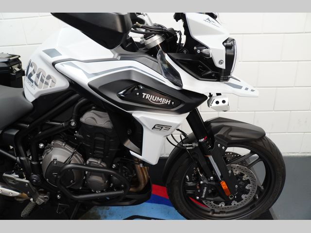 triumph - tiger-1200-alpine-edition