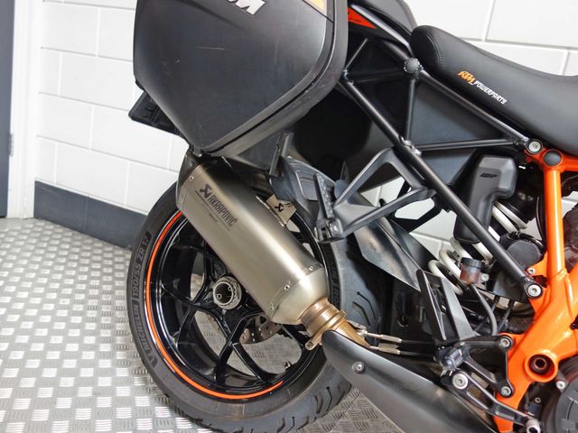 ktm - 1290-super-duke-gt