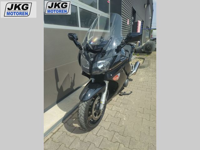 yamaha - fjr-1300