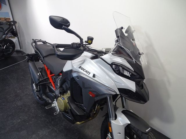ducati - multistrada-v4-s
