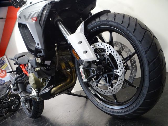 ducati - multistrada-v4-s