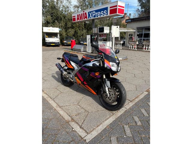 yamaha - fzr-1000