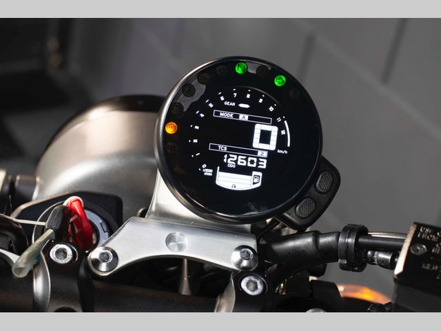 yamaha - xsr-900