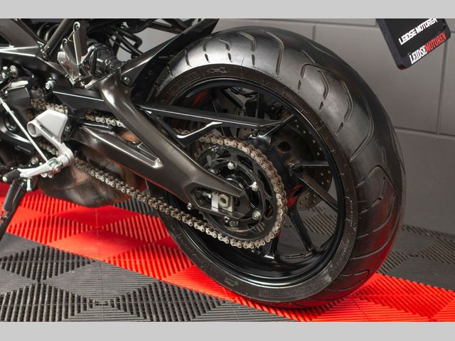 yamaha - xsr-900