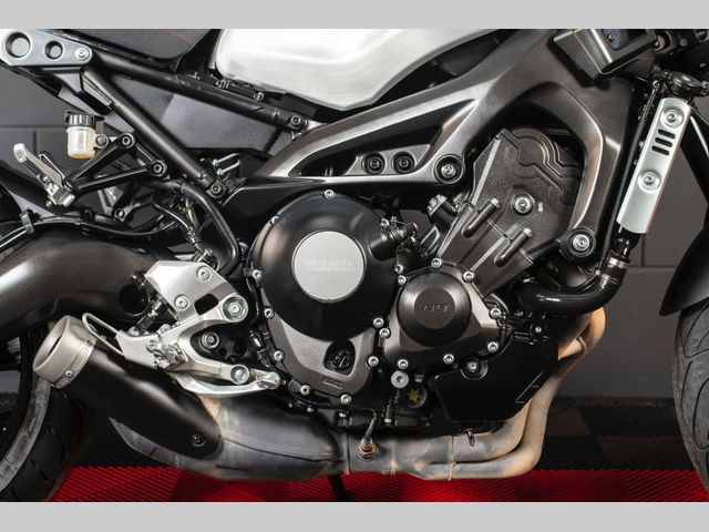 yamaha - xsr-900