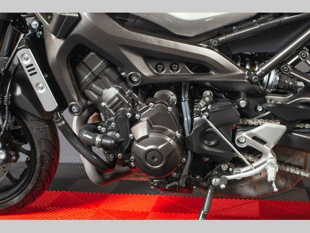 yamaha - xsr-900