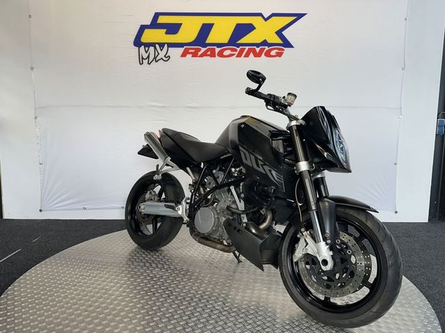 ktm - 990-super-duke