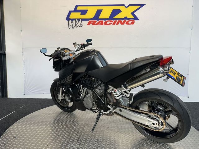 ktm - 990-super-duke