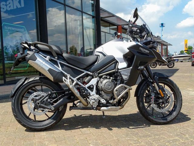 triumph - tiger-1200-gt-explorer