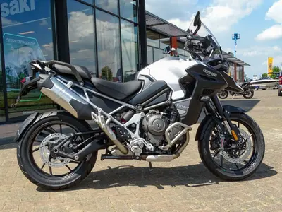 TRIUMPH TIGER 1200 GT EXPLORER – foto 3