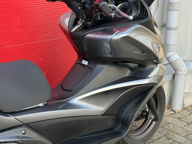 honda - fjs-400-silverwing