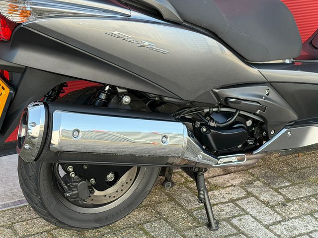 honda - fjs-400-silverwing