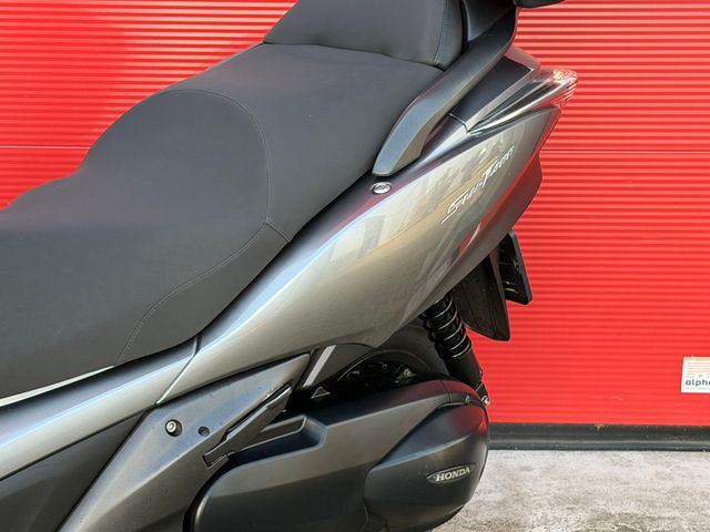 honda - fjs-400-silverwing