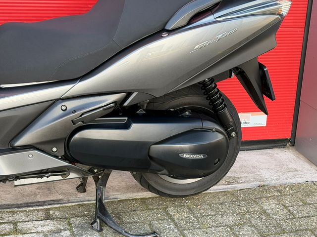 honda - fjs-400-silverwing