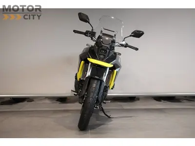 SUZUKI V-STROM 800 – foto 3