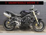 TRIUMPH STREET TRIPLE