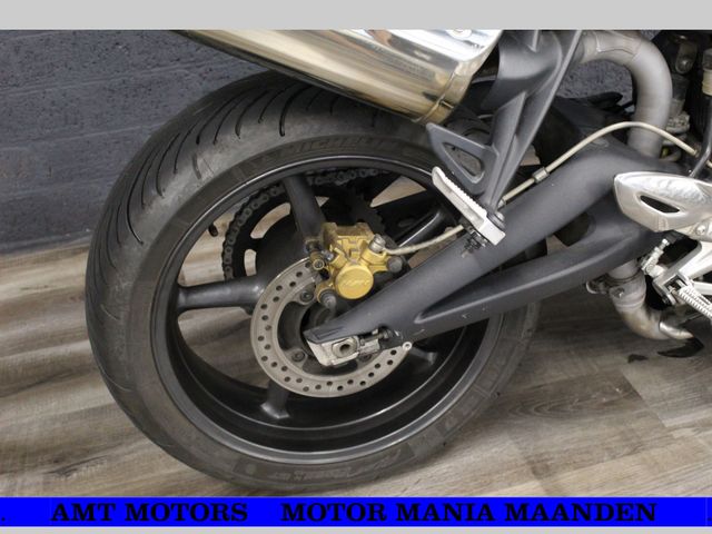 triumph - street-triple