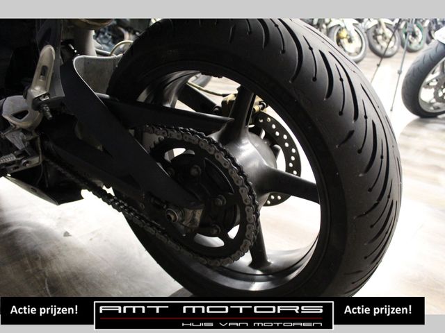 triumph - street-triple