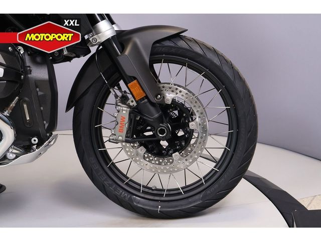 bmw - r-1300-gs
