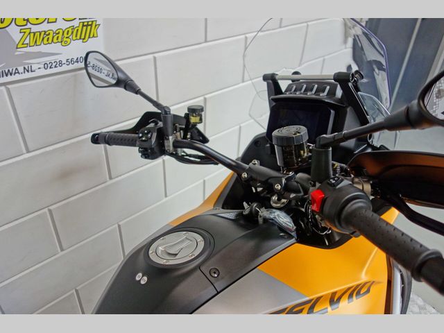 moto-guzzi - stelvio