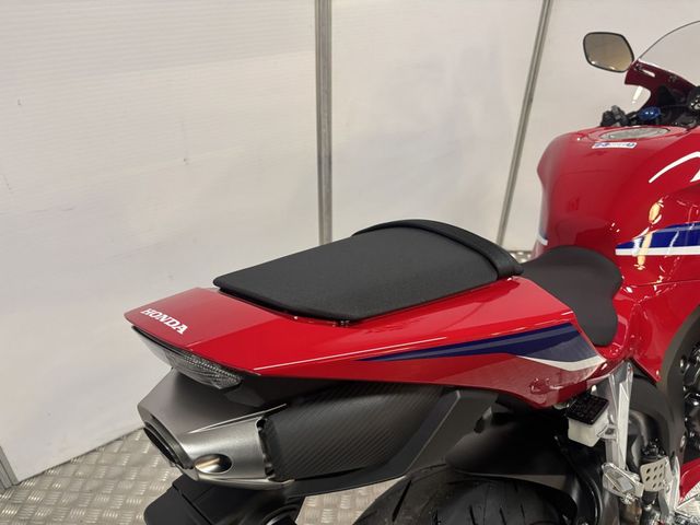 honda - cbr-600-rr