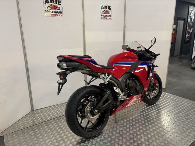 honda - cbr-600-rr