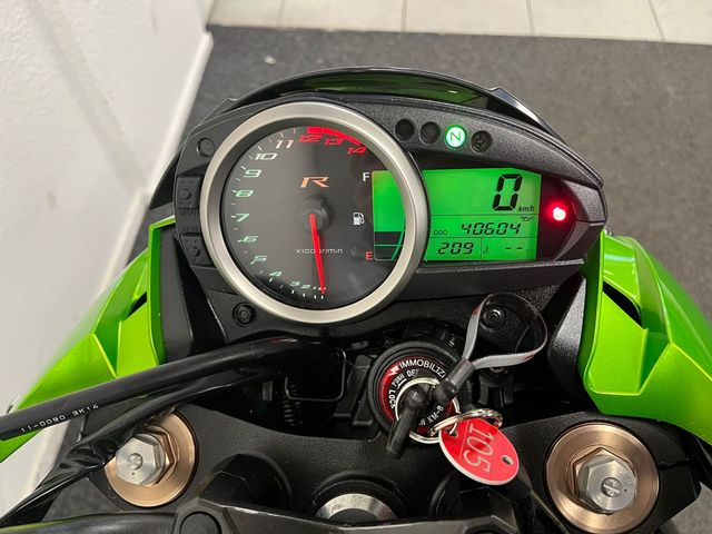 kawasaki - z-750-r