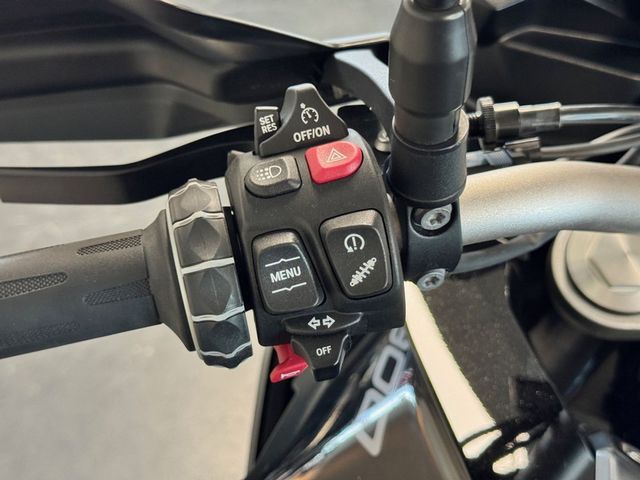 bmw - f-900-xr
