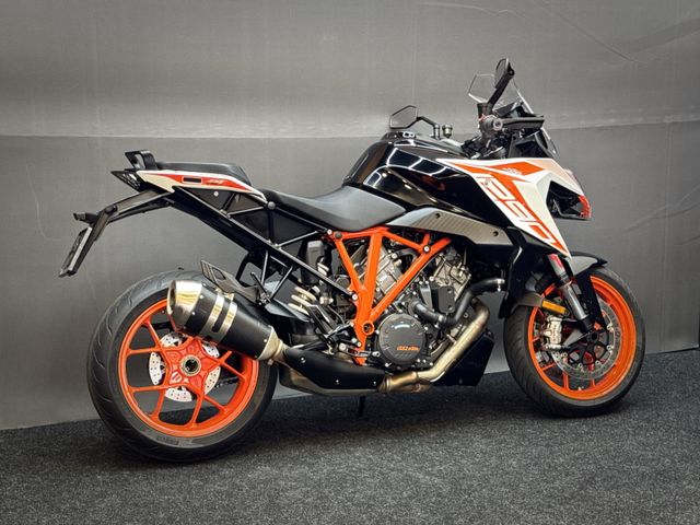 ktm - 1290-super-duke-gt