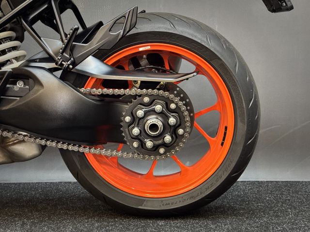 ktm - 1290-super-duke-gt