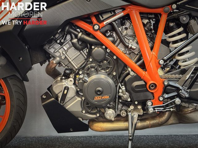 ktm - 1290-super-duke-gt