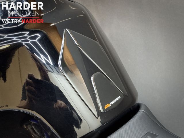 ktm - 1290-super-duke-gt