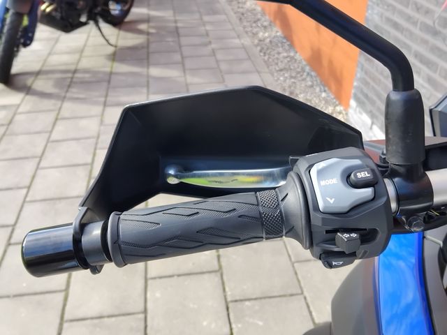 suzuki - v-strom-650-xta