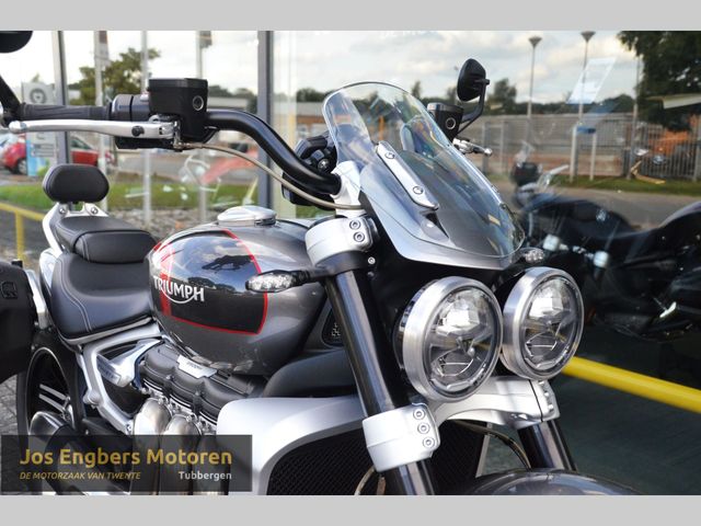 triumph - rocket-3-gt