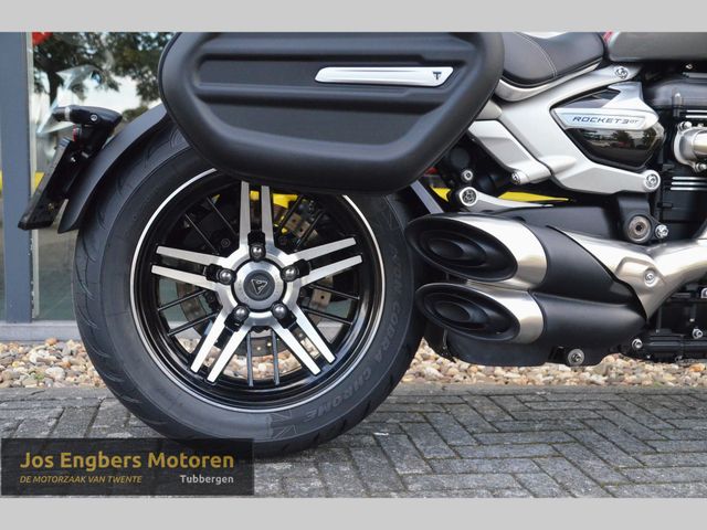 triumph - rocket-3-gt