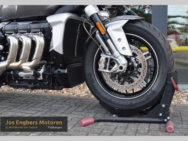 triumph - rocket-3-gt