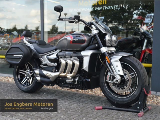 triumph - rocket-3-gt