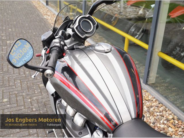 triumph - rocket-3-gt