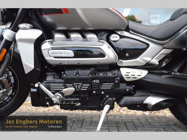 triumph - rocket-3-gt