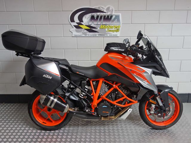 ktm - 1290-super-duke-gt