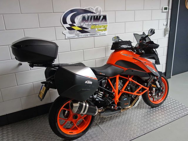ktm - 1290-super-duke-gt