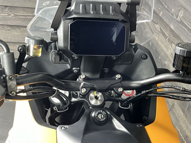 moto-guzzi - stelvio