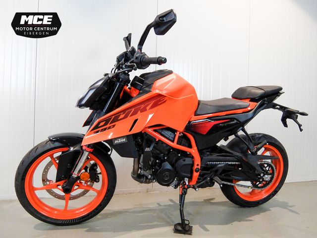 ktm - 390-duke-abs