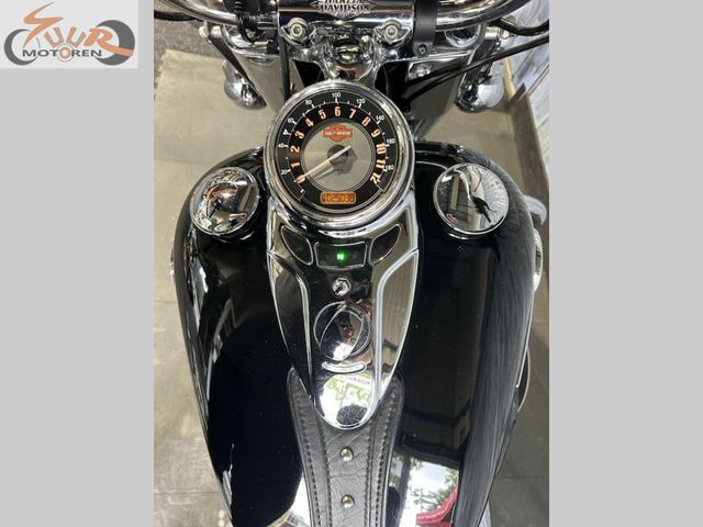 harley-davidson - heritage-softail-classic-flstc